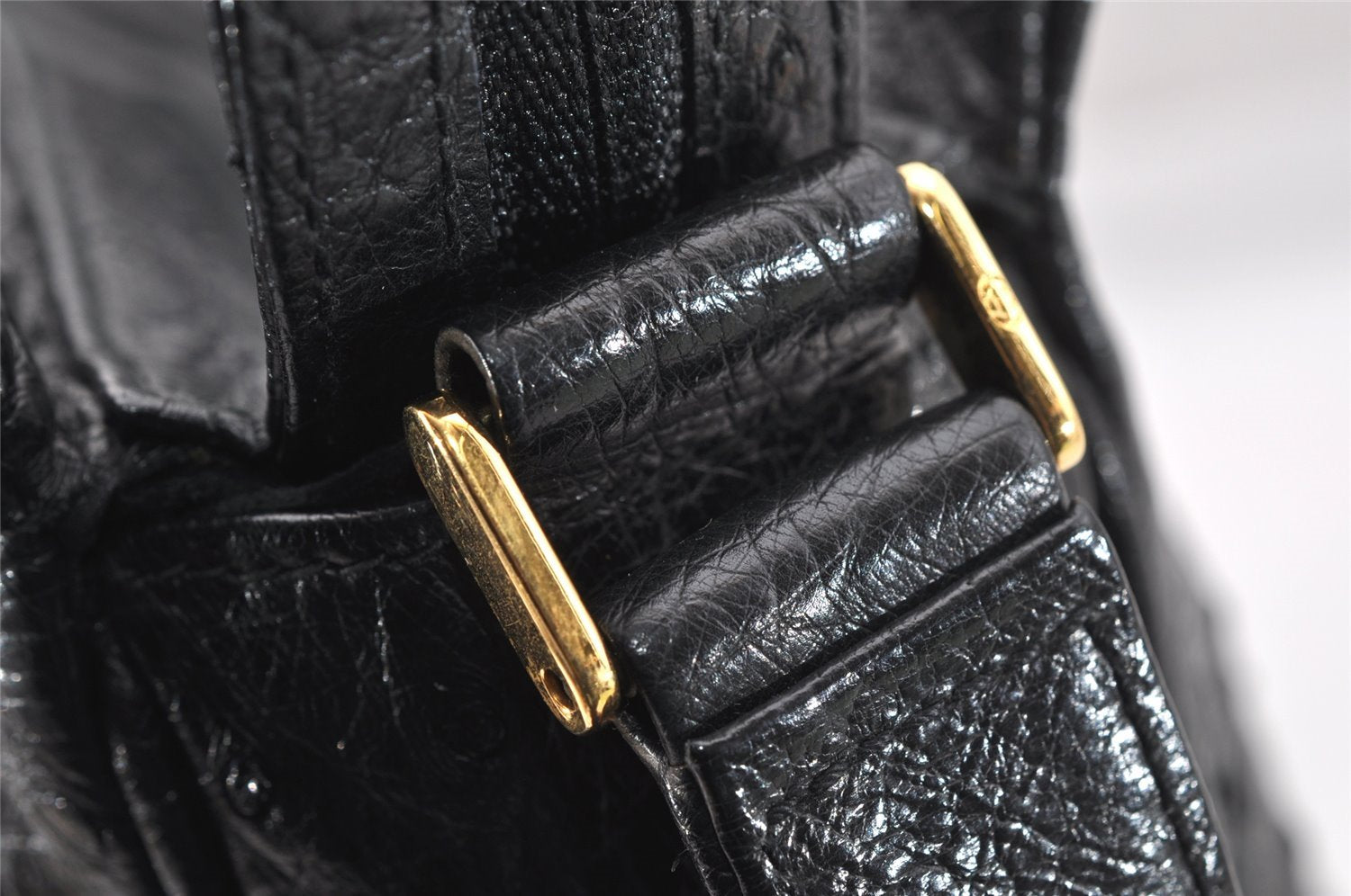 Authentic GUCCI Vintage Shoulder Cross Body Bag Purse Leather Black 7948I