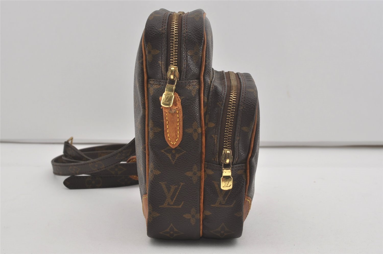 Authentic Louis Vuitton Monogram Amazone Shoulder Cross Bag M45236 LV Junk 7949I
