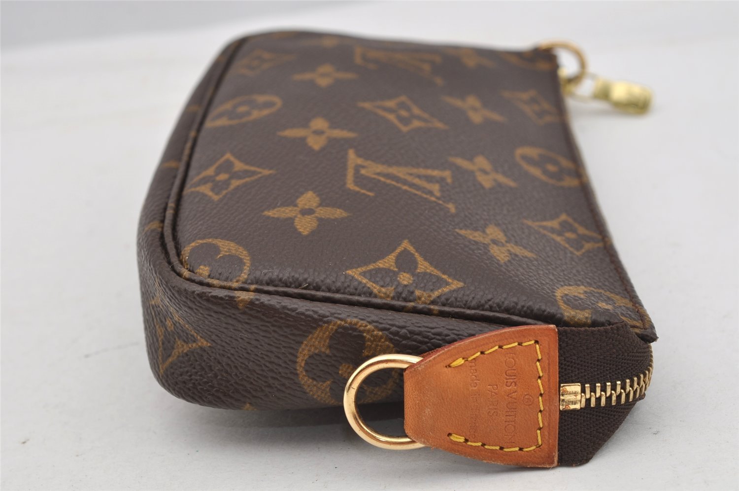 Authentic Louis Vuitton Monogram Pouch For Bucket PM LV 7950I