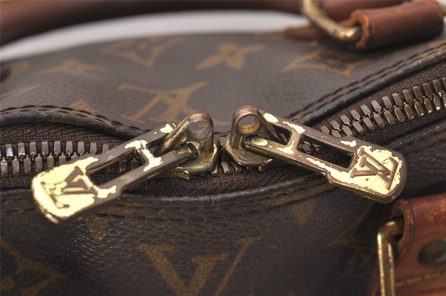 Authentic Louis Vuitton Monogram Alma Hand Bag Purse M51130 LV 7962J