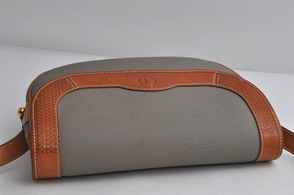 Authentic Christian Dior Shoulder Cross Body Bag Purse PVC Leather Gray CD 7965I