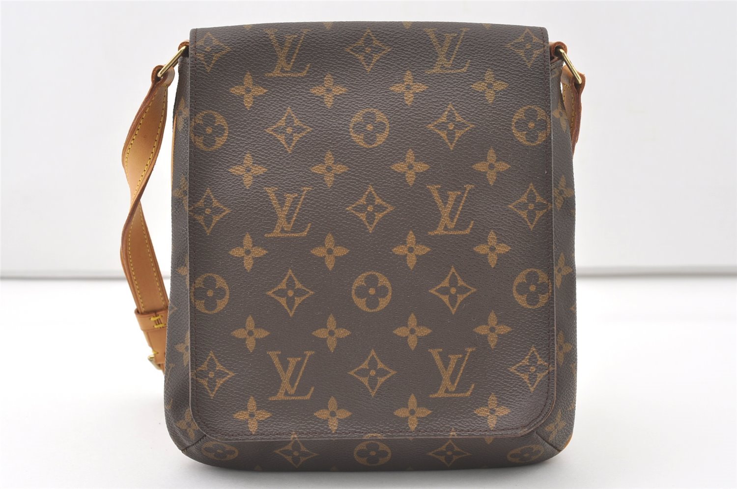 Authentic Louis Vuitton Monogram Musette Salsa Shoulder Bag Purse LV 7966J