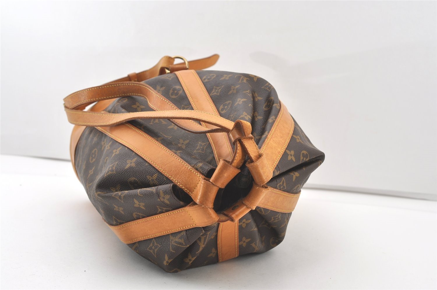 Authentic Louis Vuitton Monogram Randonnee GM Shoulder Bag M42244 LV 7967J
