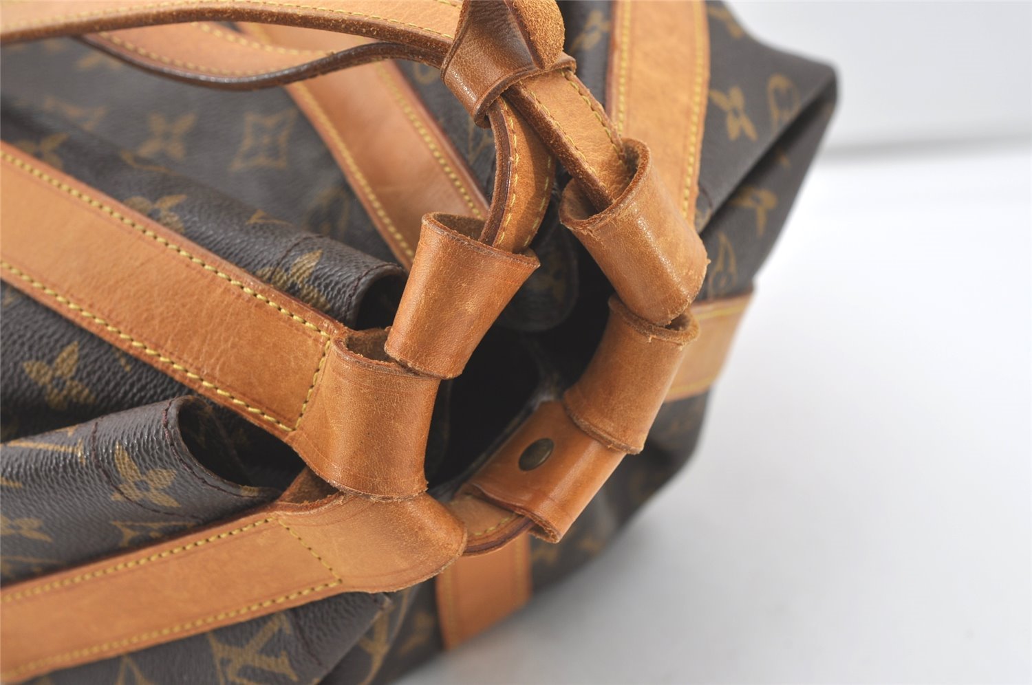 Authentic Louis Vuitton Monogram Randonnee GM Shoulder Bag M42244 LV 7967J