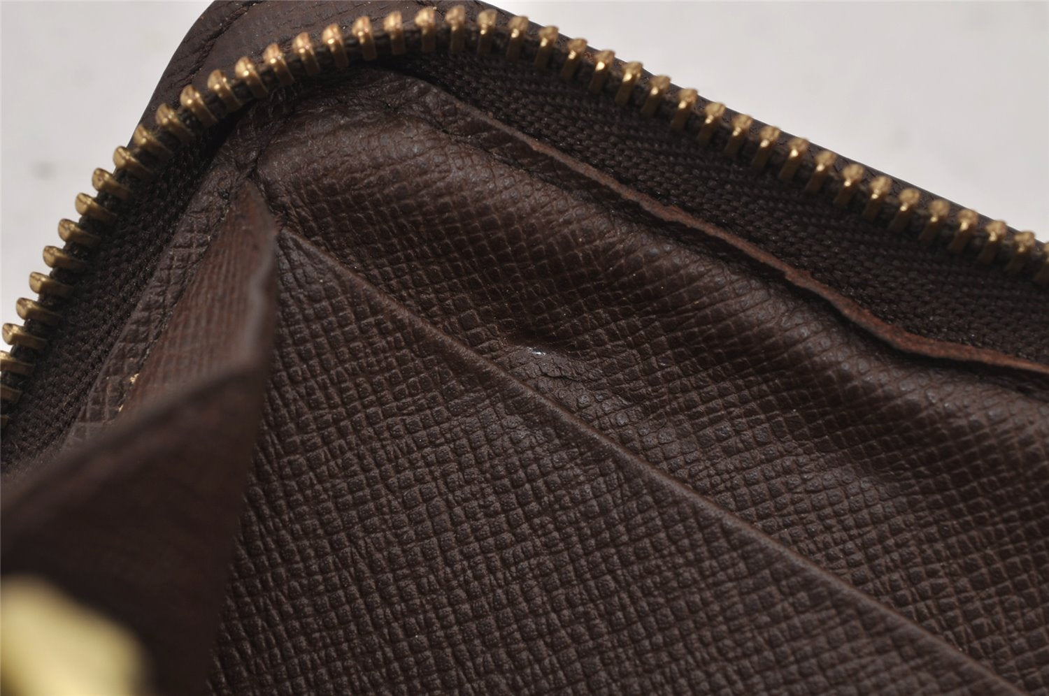 Authentic Louis Vuitton Damier Porte Monnaie Zip Purse Wallet N61728 LV 7970J