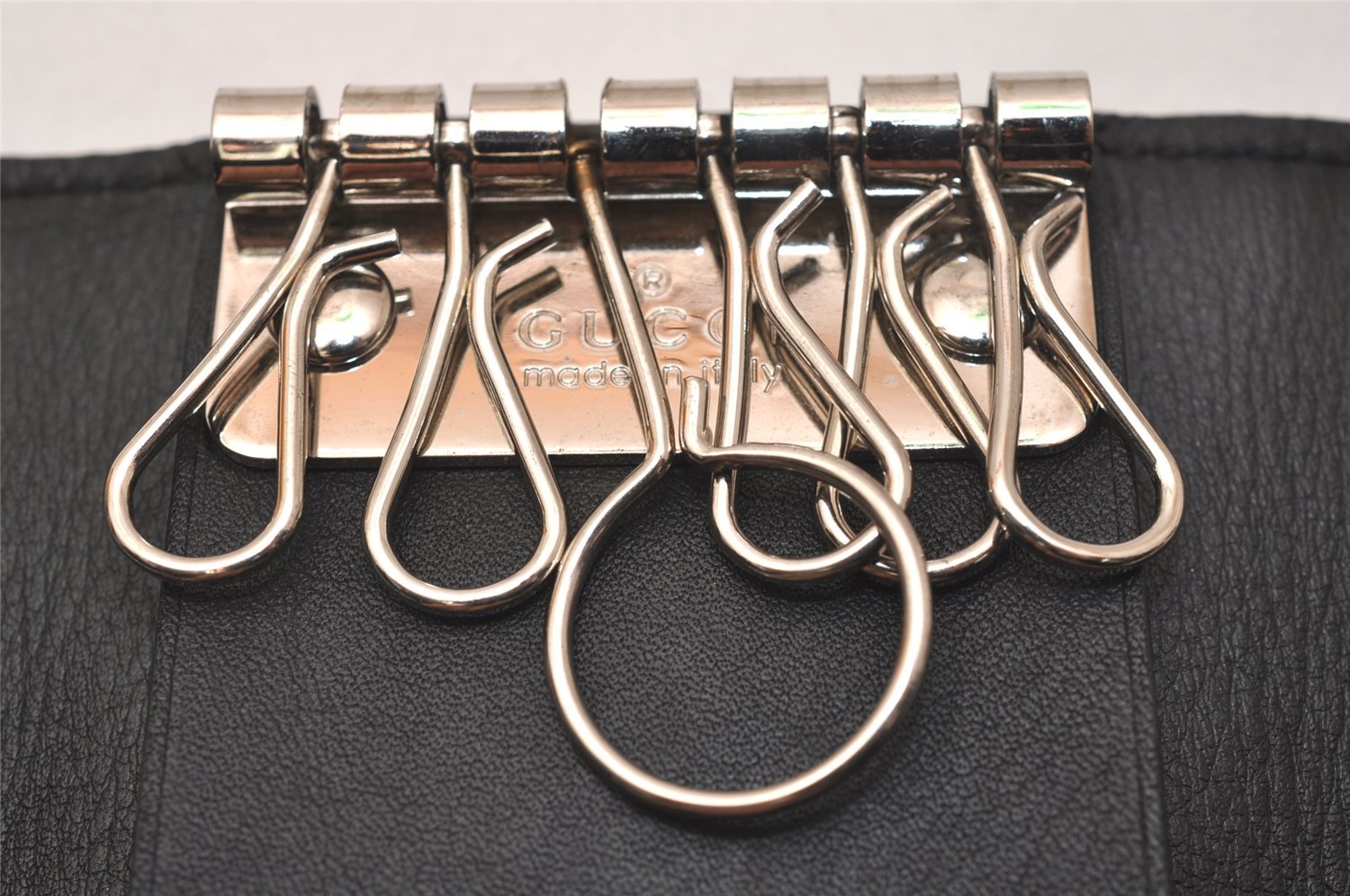 Authentic GUCCI Micro Guccissima GG Leather 6 Hooks Key Case 150402 Black 7971J