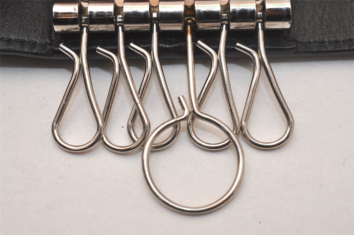 Authentic GUCCI Micro Guccissima GG Leather 6 Hooks Key Case 150402 Black 7971J