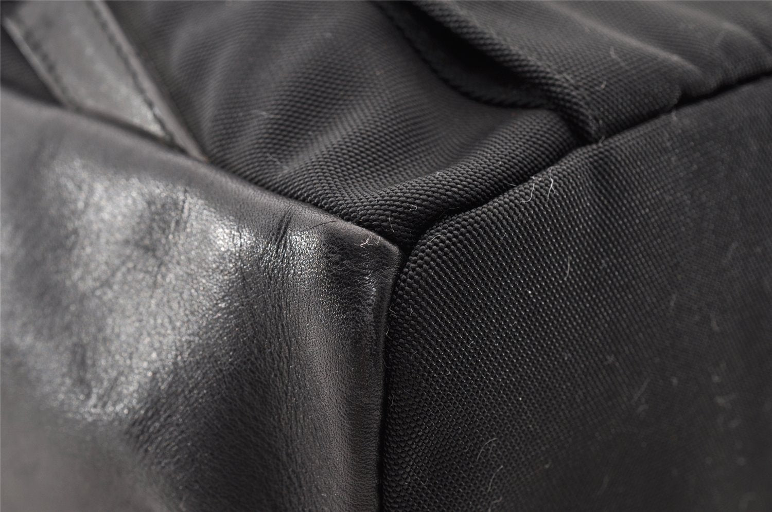 Authentic GUCCI Vintage Drawstring Backpack Nylon Leather 0030233 Black 7989I