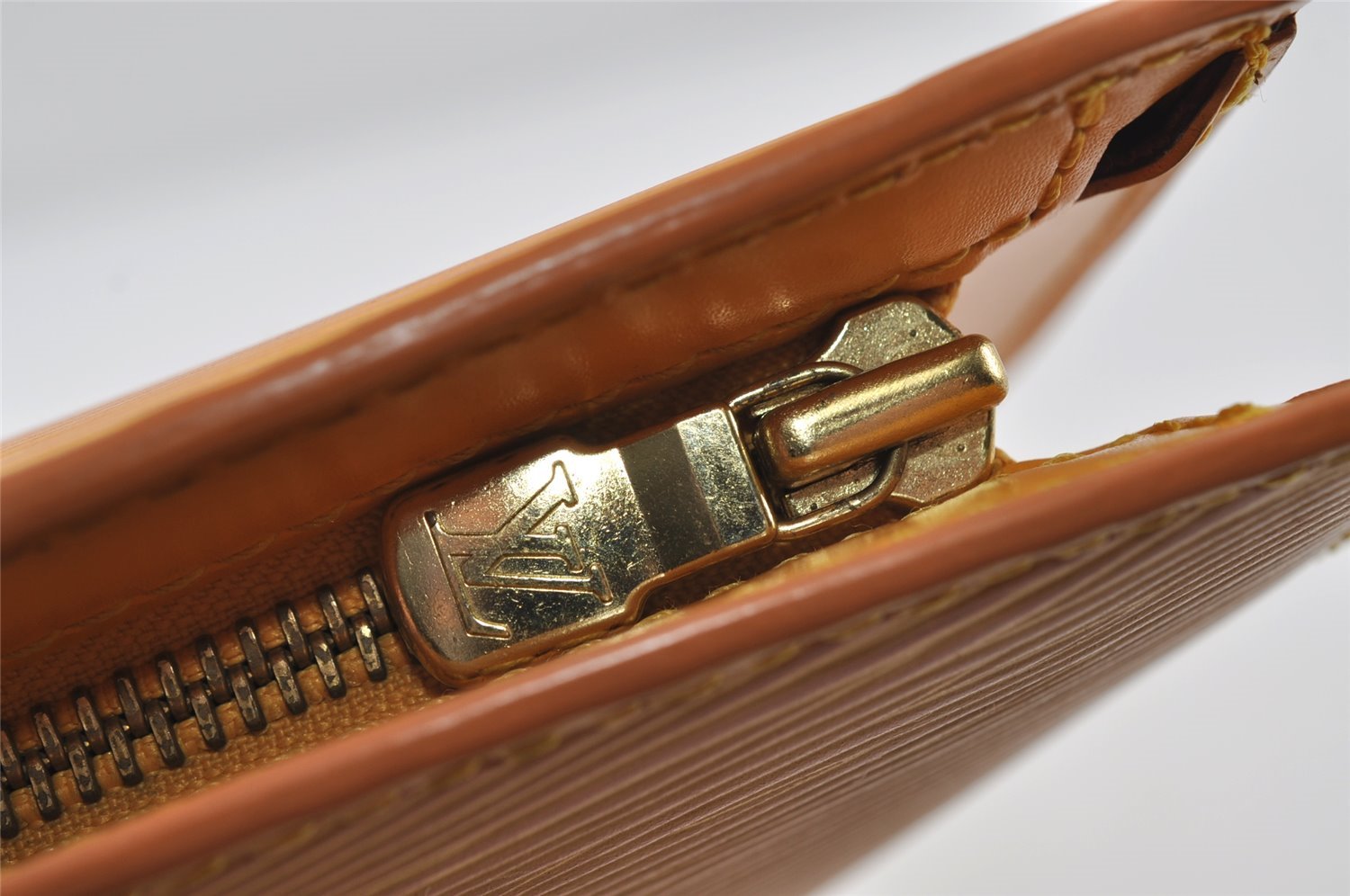 Authentic Louis Vuitton Epi Saint Jacques Hand Bag Yellow M52279 LV 7997I