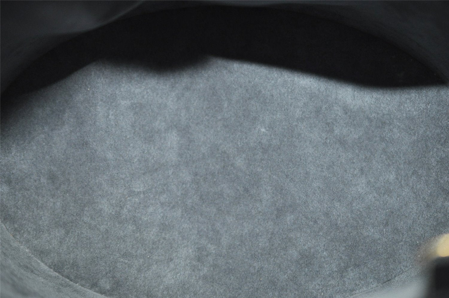 Authentic Louis Vuitton Epi Cluny Shoulder Bag Purse Black M52252 LV 7998I