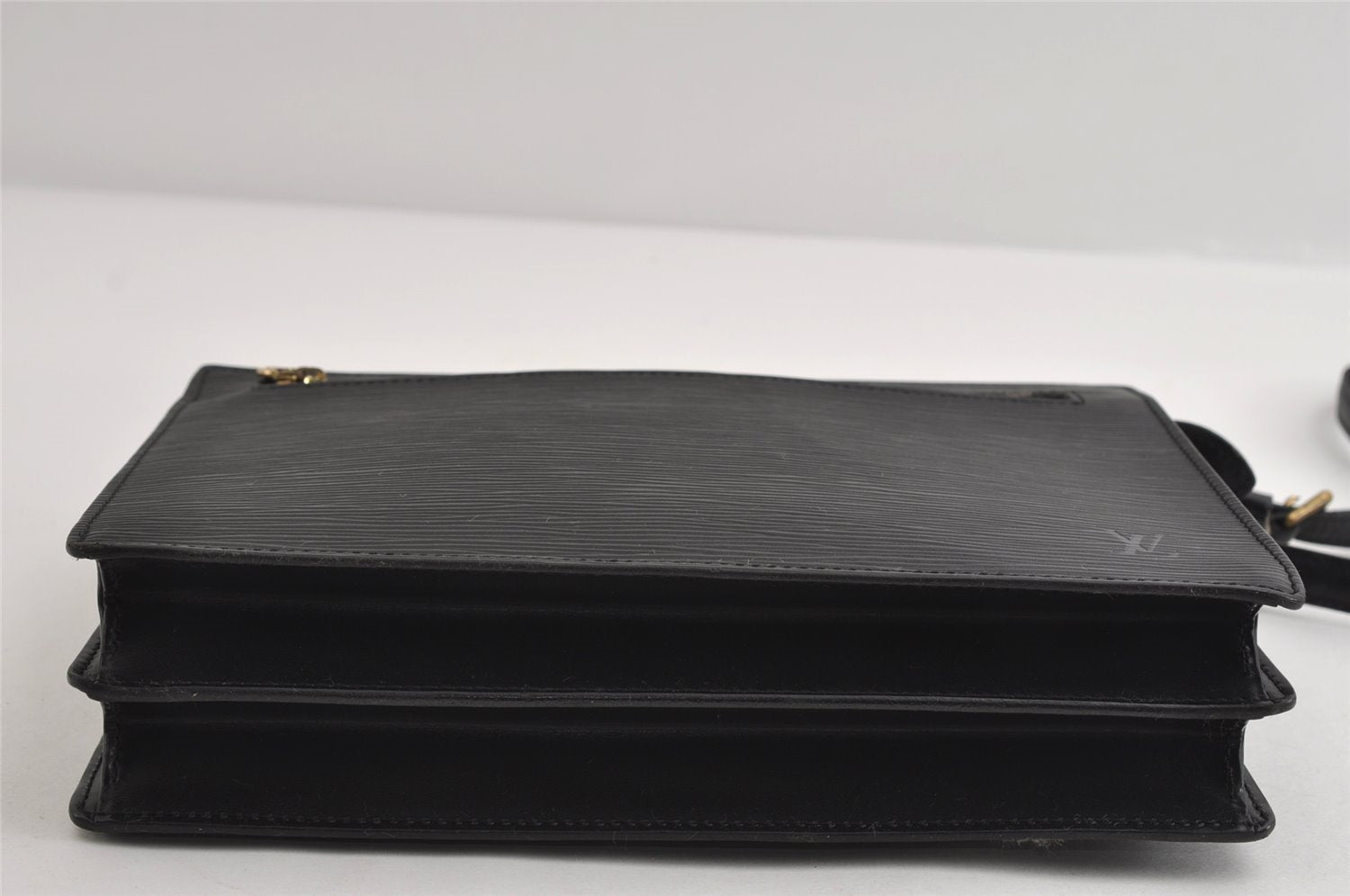 Authentic Louis Vuitton Epi Enghien 2Way Shoulder Clutch Bag M52112 Black 7999I