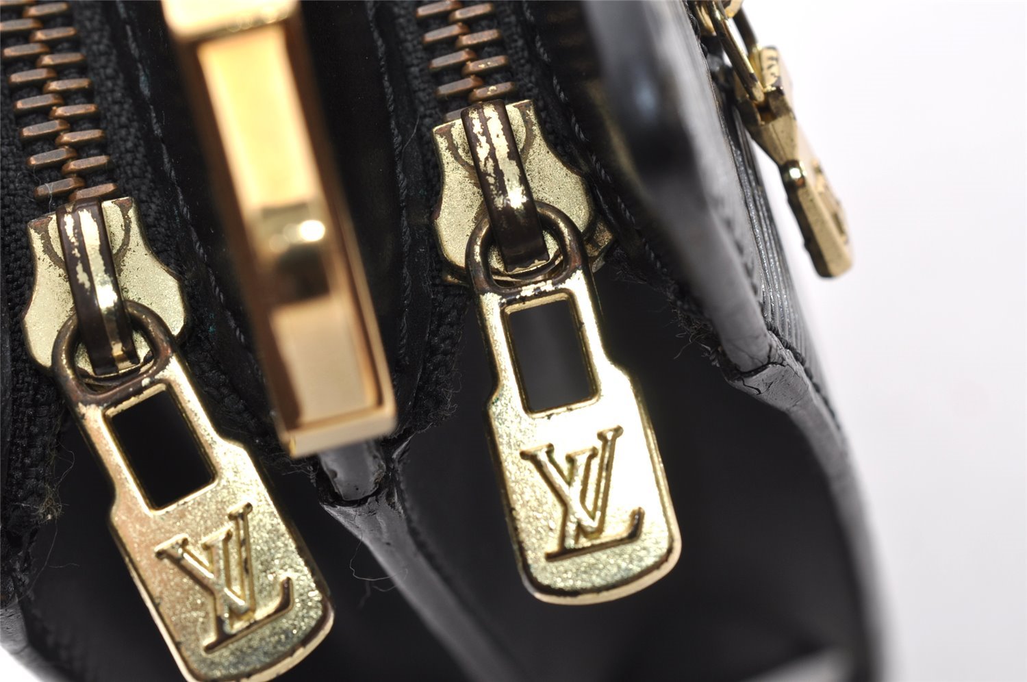 Authentic Louis Vuitton Epi Enghien 2Way Shoulder Clutch Bag M52112 Black 8000I