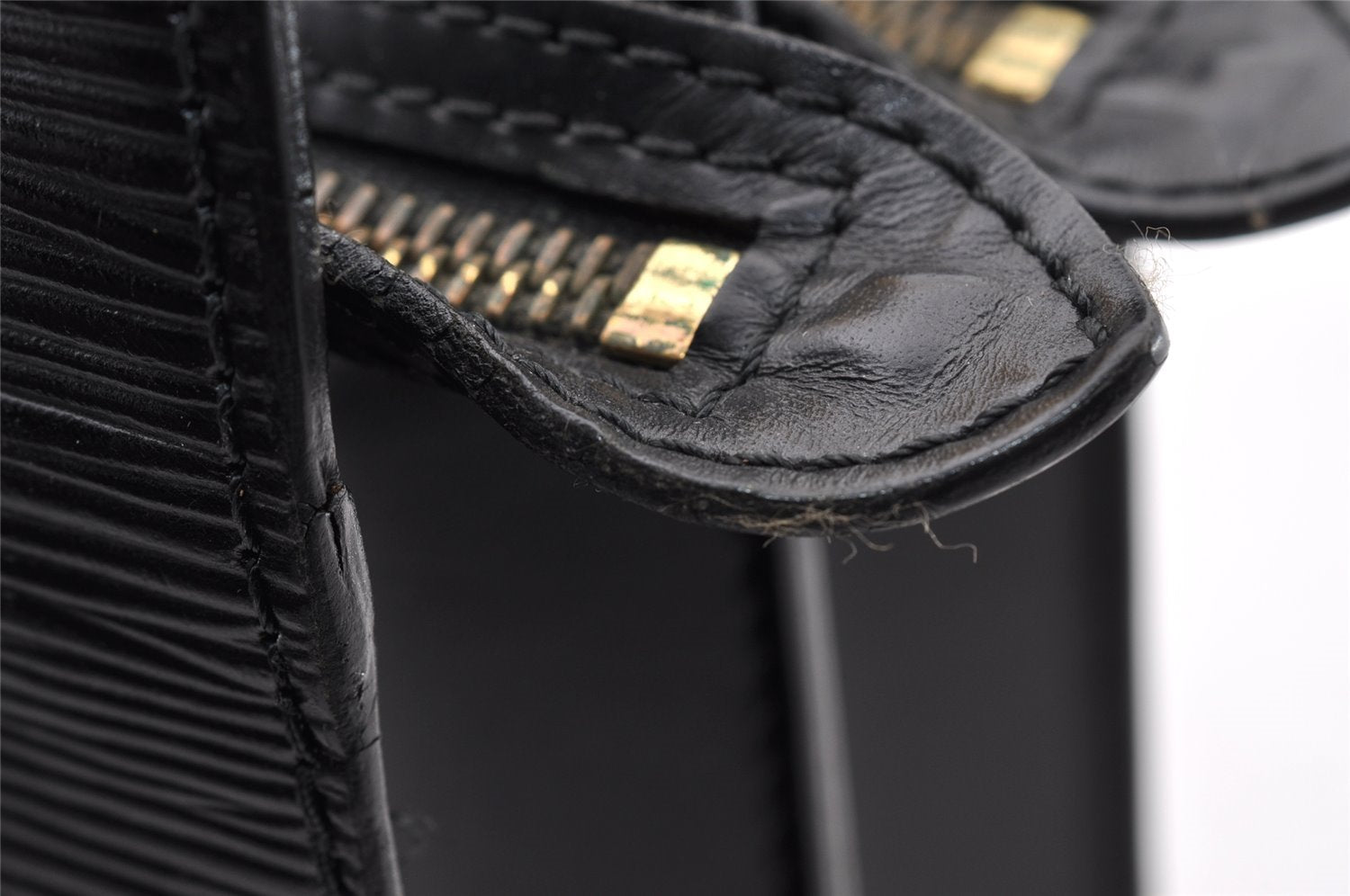 Authentic Louis Vuitton Epi Enghien 2Way Shoulder Clutch Bag M52112 Black 8000I