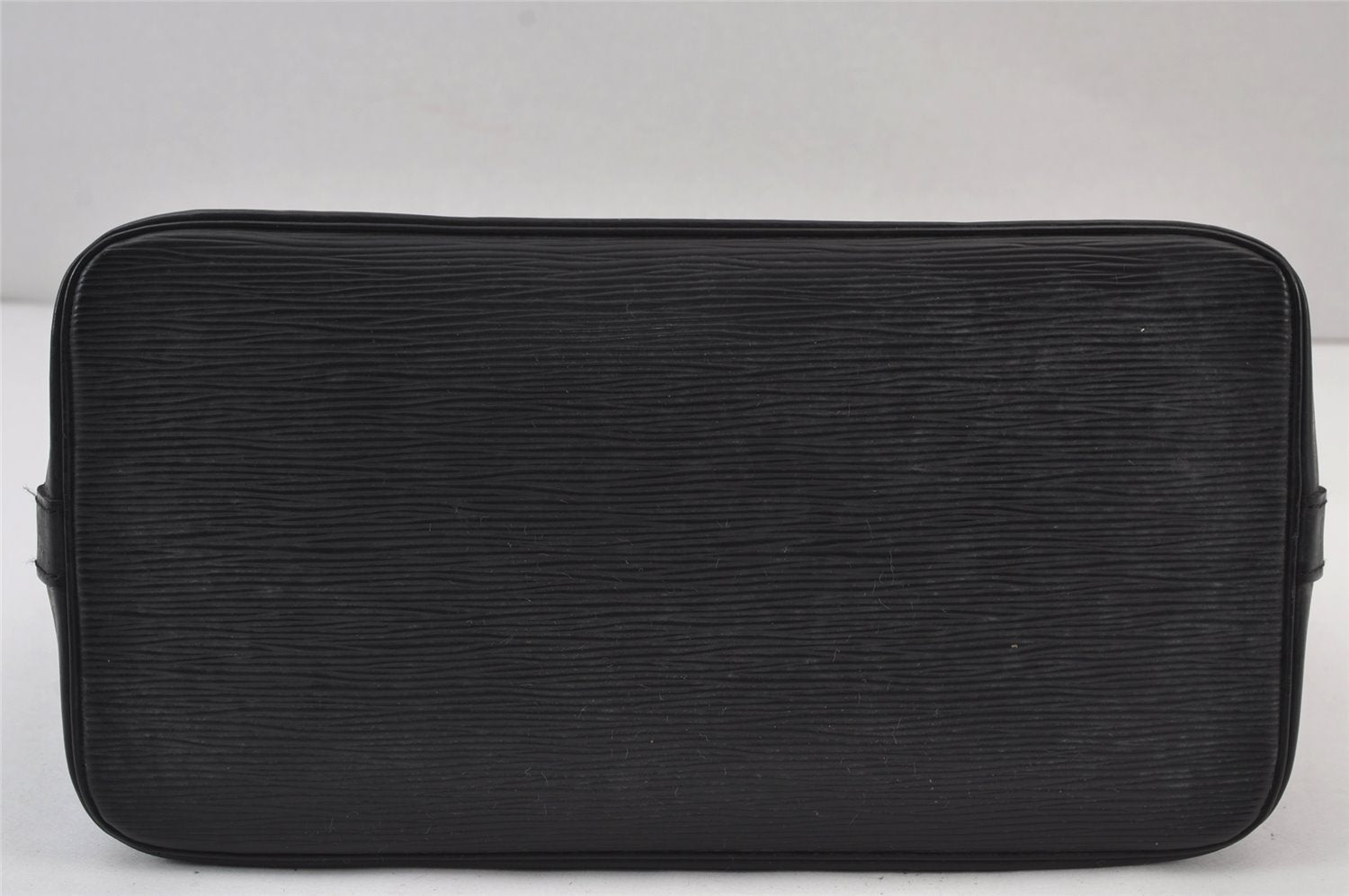 Authentic Louis Vuitton Epi Alma PM Hand Bag Black M40302 LV 8000J