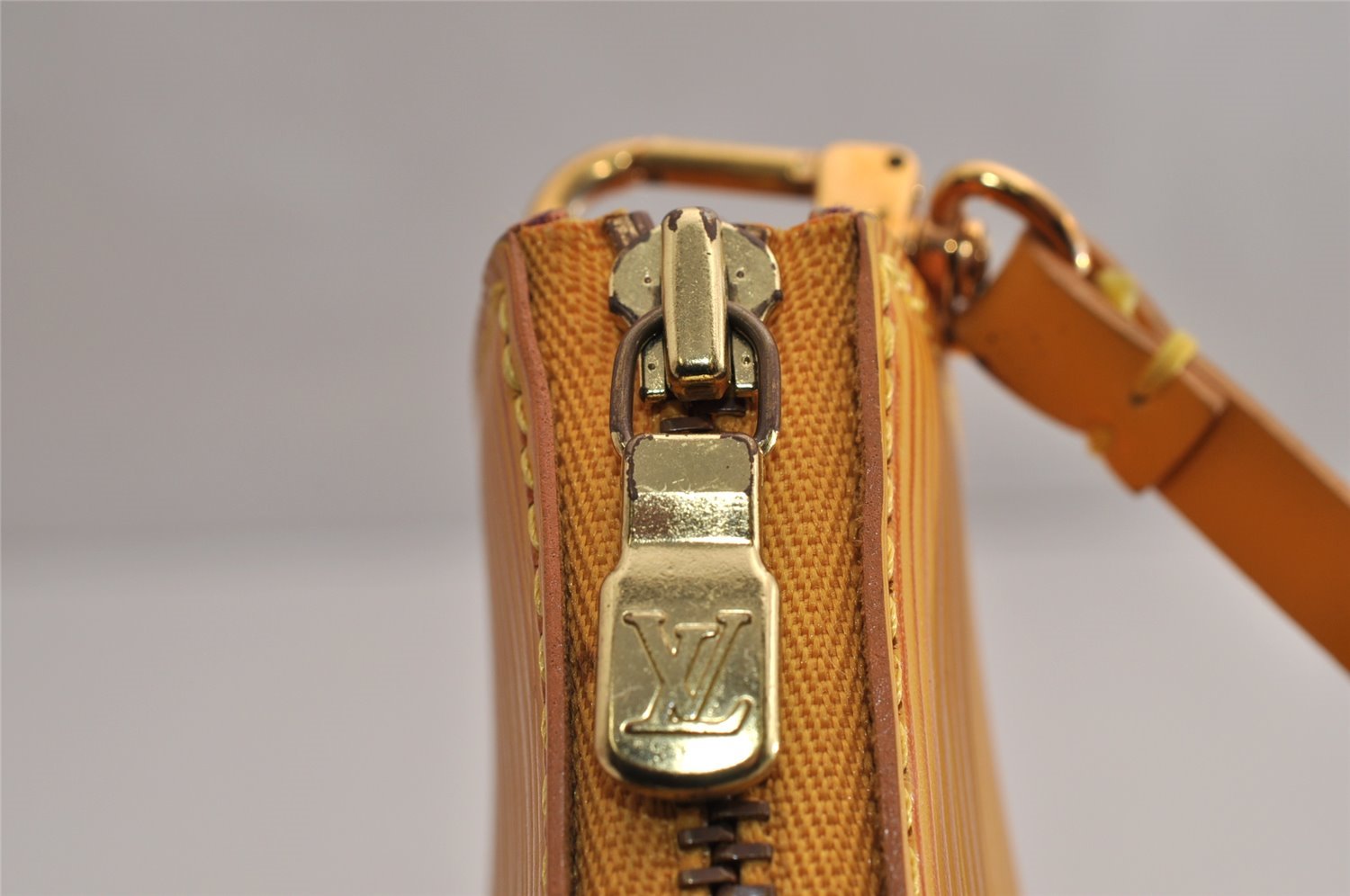Authentic Louis Vuitton Epi Pochette Accessoires Pouch Yellow M52959 LV 8001I