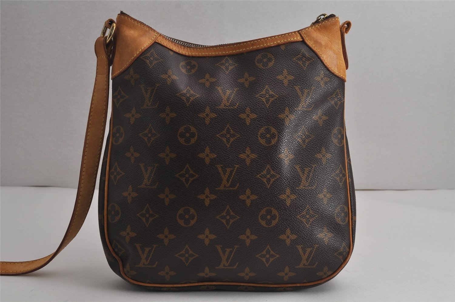 Authentic Louis Vuitton Monogram Odeon PM Shoulder Cross Bag M56390 Junk 8005J