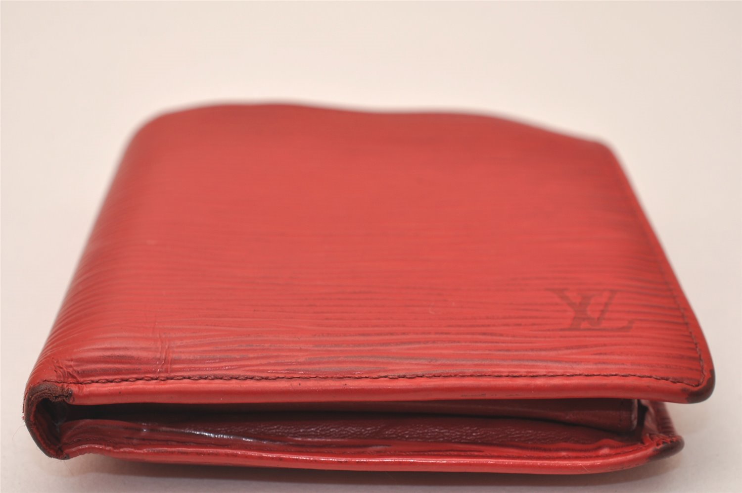 Authentic Louis Vuitton Epi Portefeuille Marco Bifold Wallet Red M63547 LV 8009J