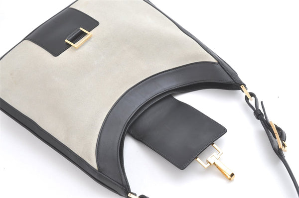 Authentic GUCCI Vintage Shoulder Bag Suede Leather 0014129 Light Gray 8016J