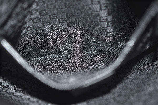 Authentic GUCCI Vintage Shoulder Bag Suede Leather 0014129 Light Gray 8016J