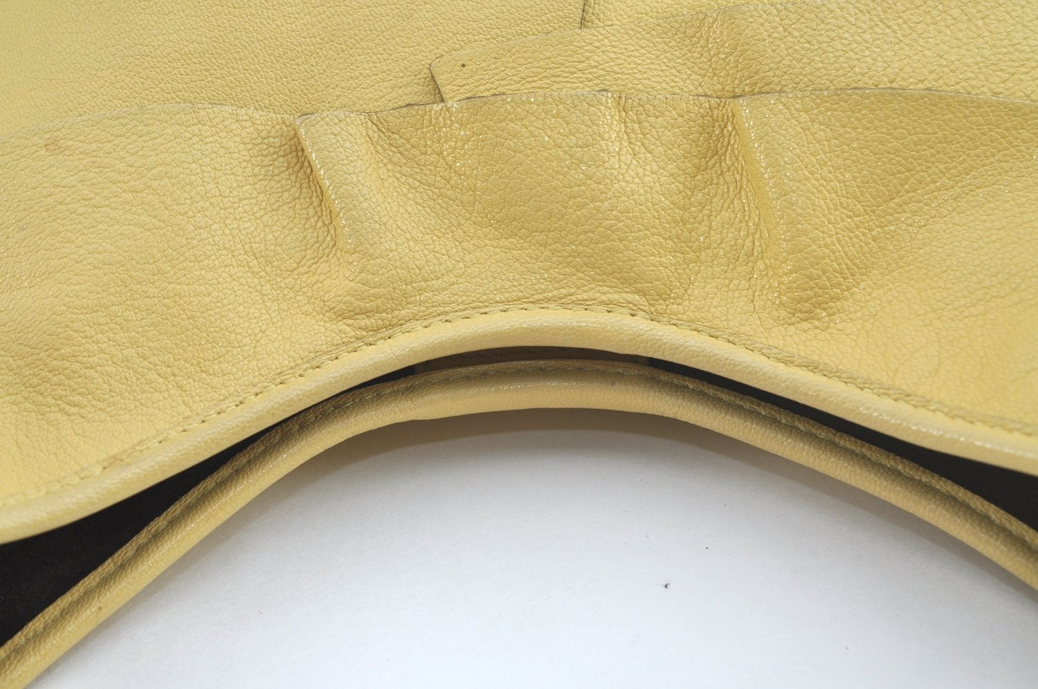 Authentic YVES SAINT LAURENT Saint Tropez Shoulder Hand Bag Leather Yellow 8029I