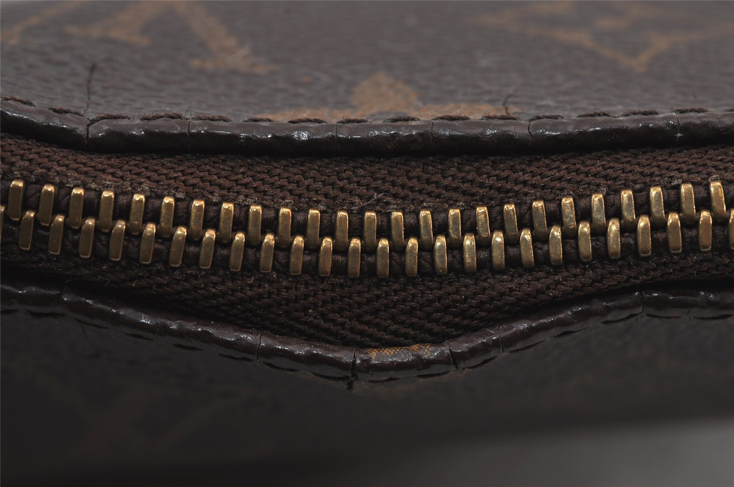 Authentic Louis Vuitton Monogram Pochette Accessoires Pouch M51980 LV 8031J