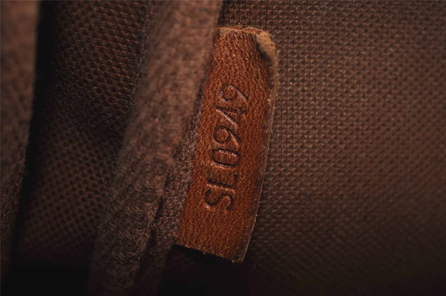 Authentic Louis Vuitton Monogram Pochette Accessoires Pouch M51980 LV 8031J