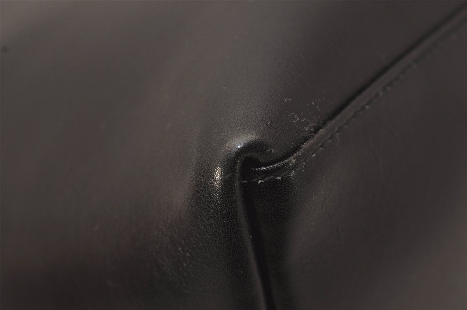 Authentic GUCCI Vintage Bamboo Shoulder Hand Bag Purse Leather Black 8040J