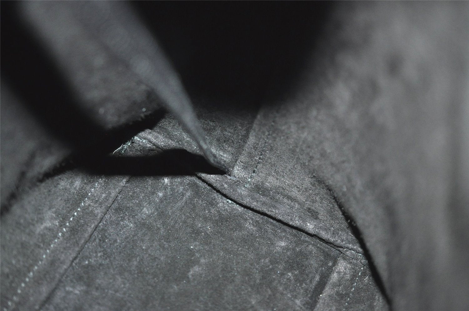 Authentic GUCCI Vintage Bamboo Shoulder Hand Bag Purse Leather Black 8040J