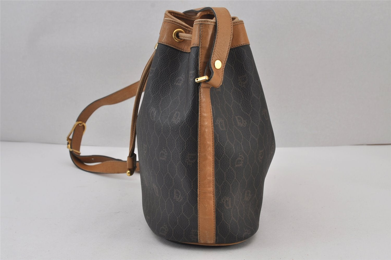 Auth Christian Dior Honeycomb Shoulder Drawstring Bag PVC Leather Black 8043J