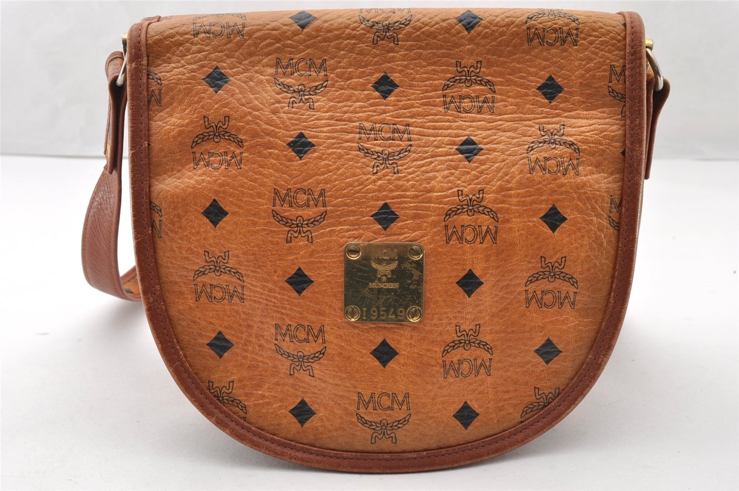 Authentic MCM Visetos Leather Vintage Shoulder Cross Body Bag Purse Brown 8055I