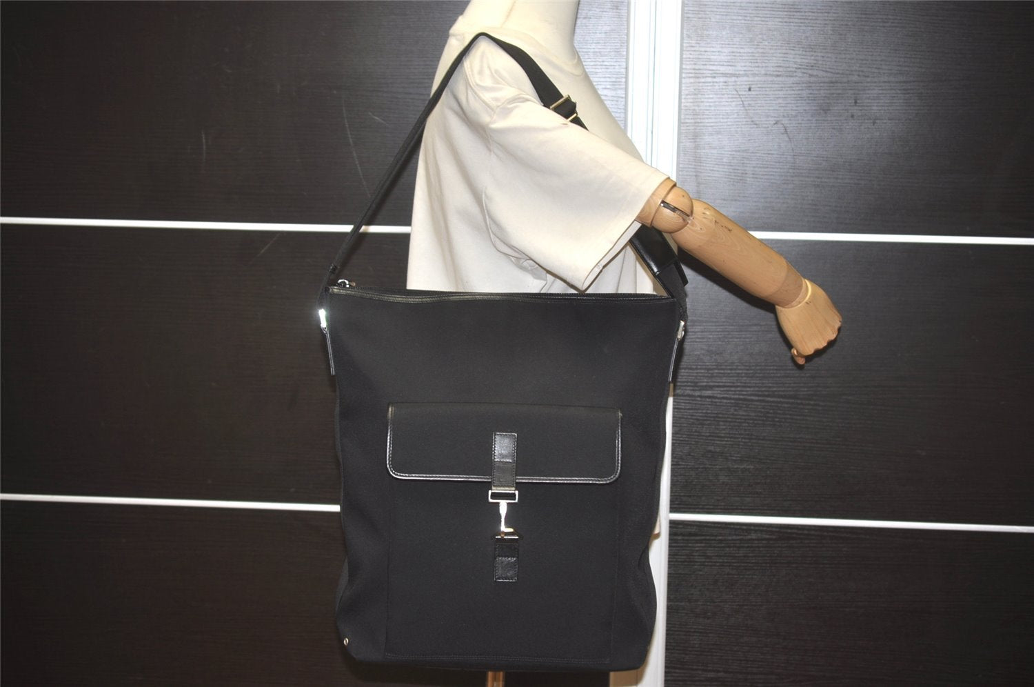 Authentic GUCCI Vintage Shoulder Tote Bag Nylon Leather 92534 Black  8064I