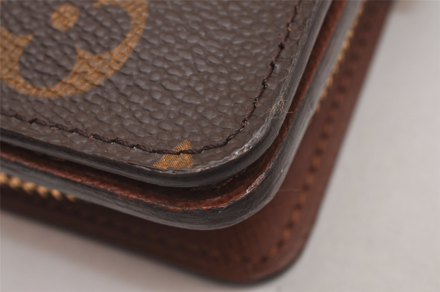 Authentic Louis Vuitton Monogram Compact Zip Bifold Wallet M61667 LV Box 8068I