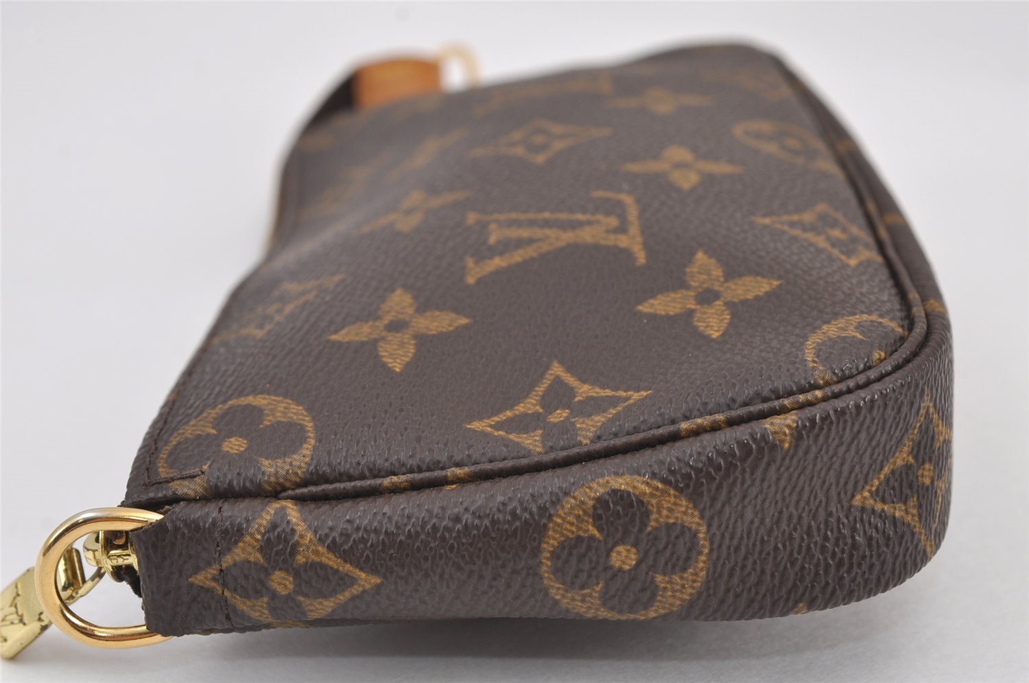 Authentic Louis Vuitton Monogram Pouch For Bucket GM LV 8070J