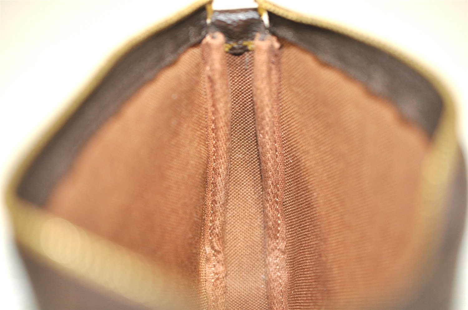 Authentic Louis Vuitton Monogram Pouch For Bucket GM LV 8070J