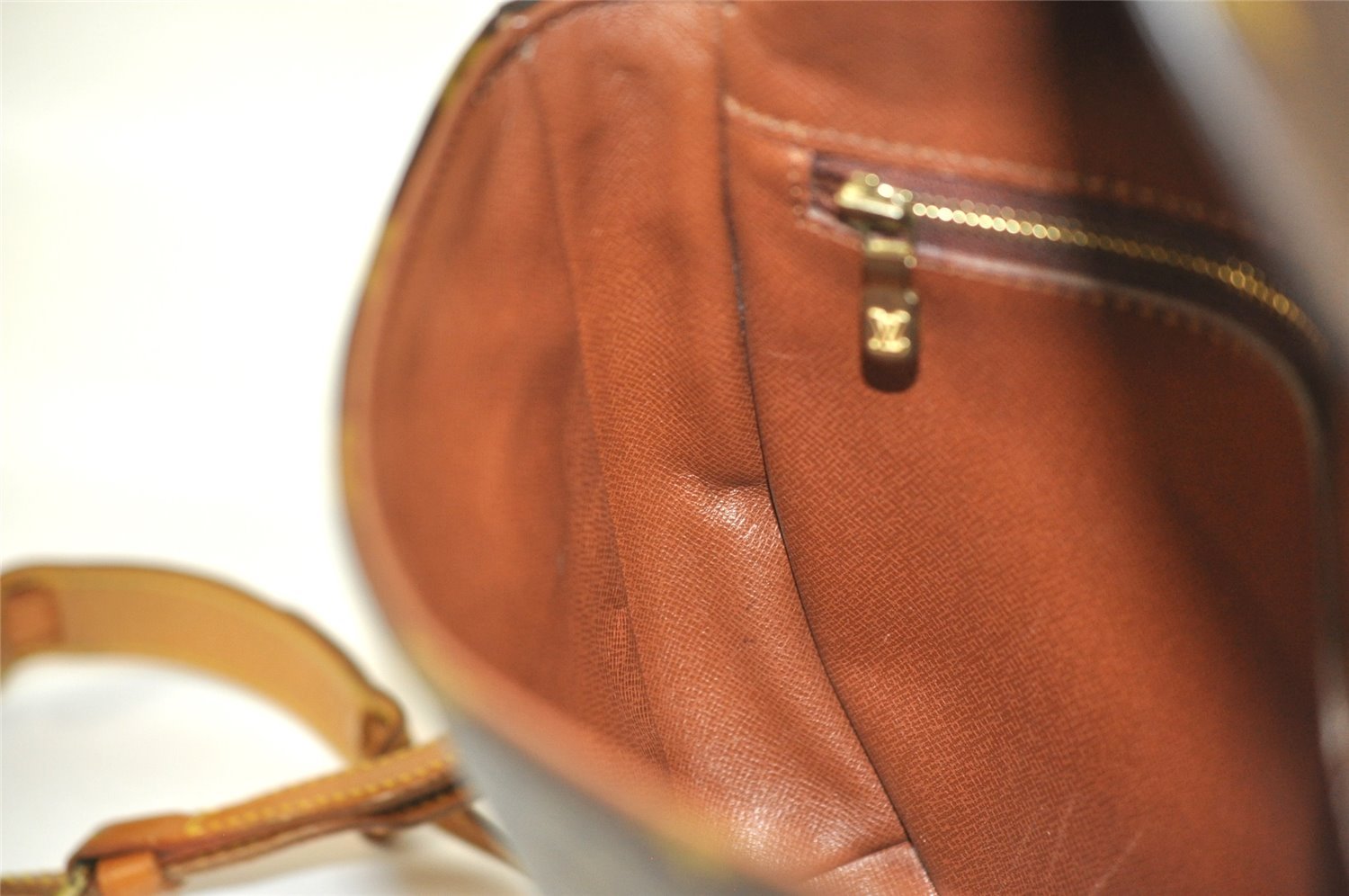 Authentic Louis Vuitton Monogram Chantilly PM Shoulder Cross Bag M51234 LV 8079I