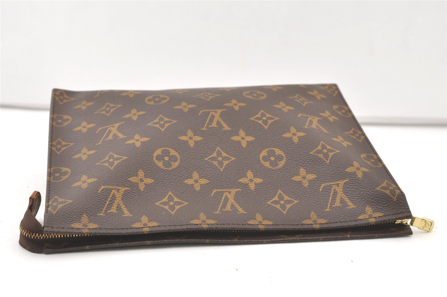 Authentic Louis Vuitton Monogram Poche Toilette 26 M47542 Cosmetics Pouch 8080J