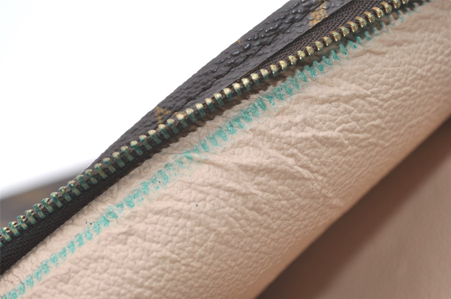 Authentic Louis Vuitton Monogram Poche Toilette 26 M47542 Cosmetics Pouch 8080J