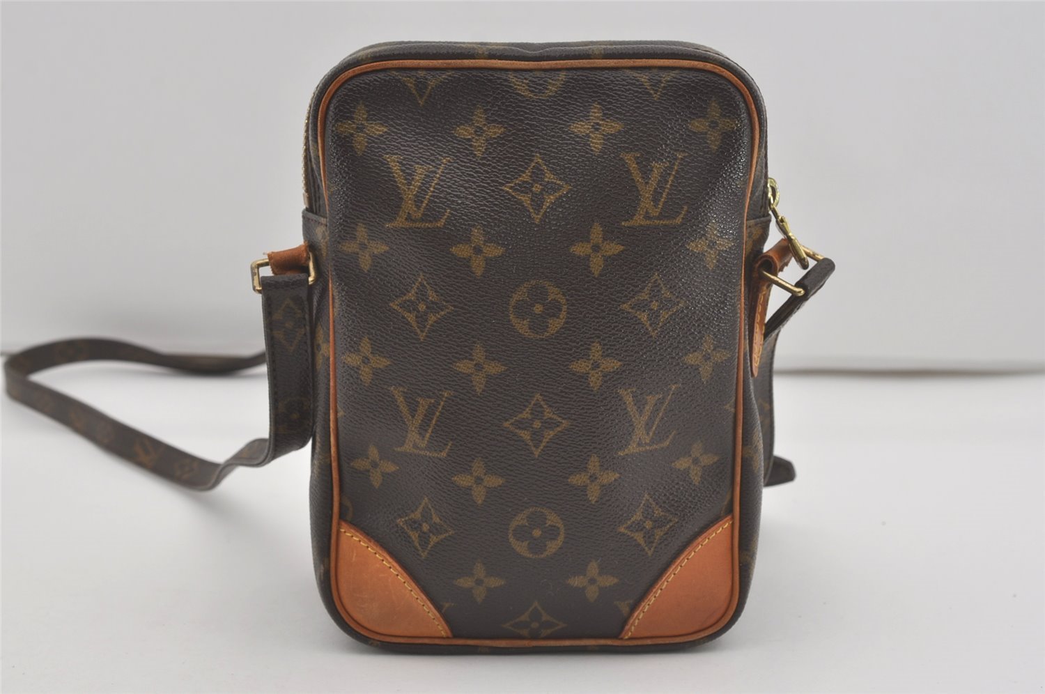 Authentic Louis Vuitton Monogram Amazone Shoulder Cross Body Bag M45236 LV 8087I