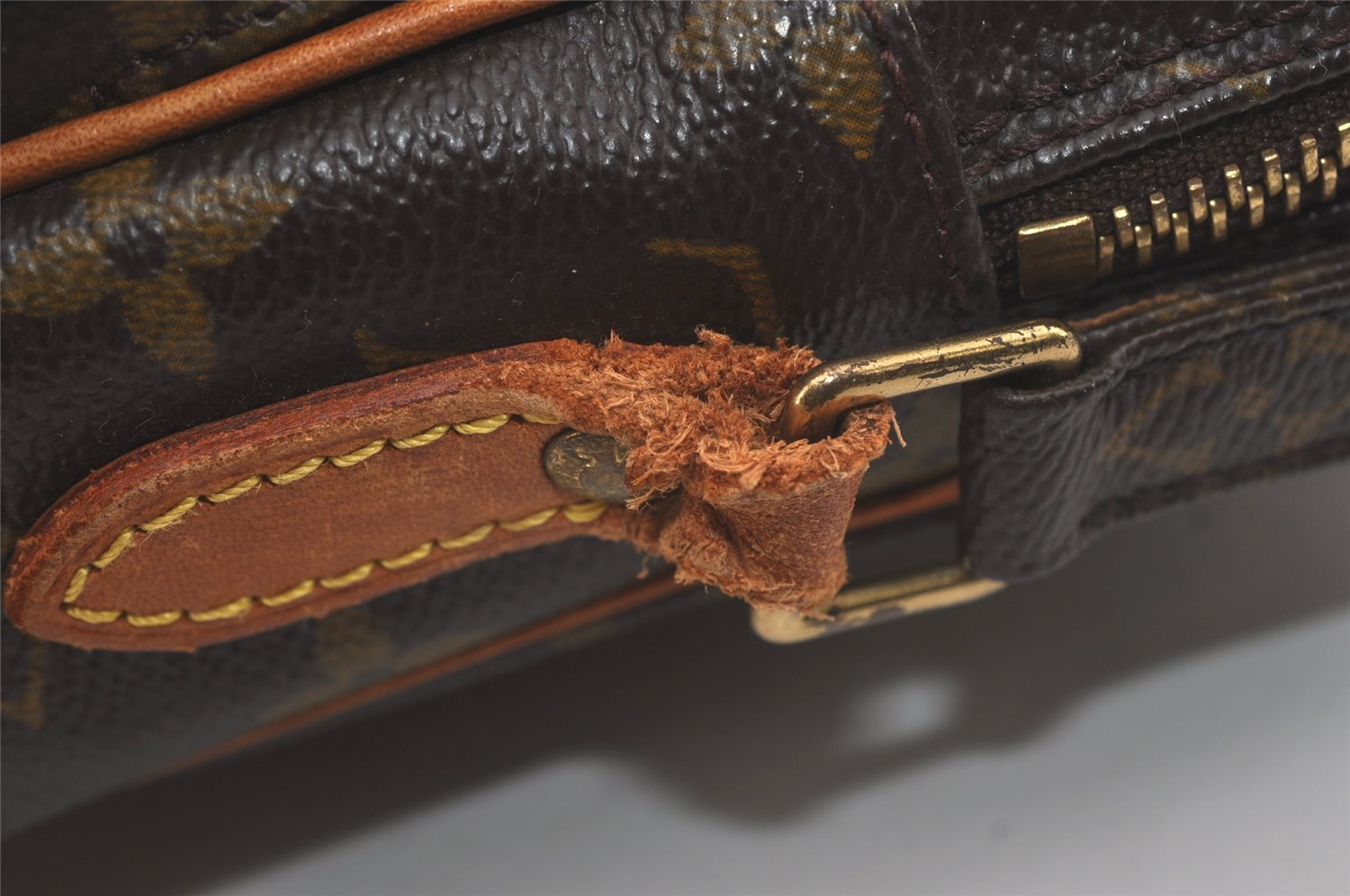 Authentic Louis Vuitton Monogram Amazone Shoulder Cross Body Bag M45236 LV 8087I