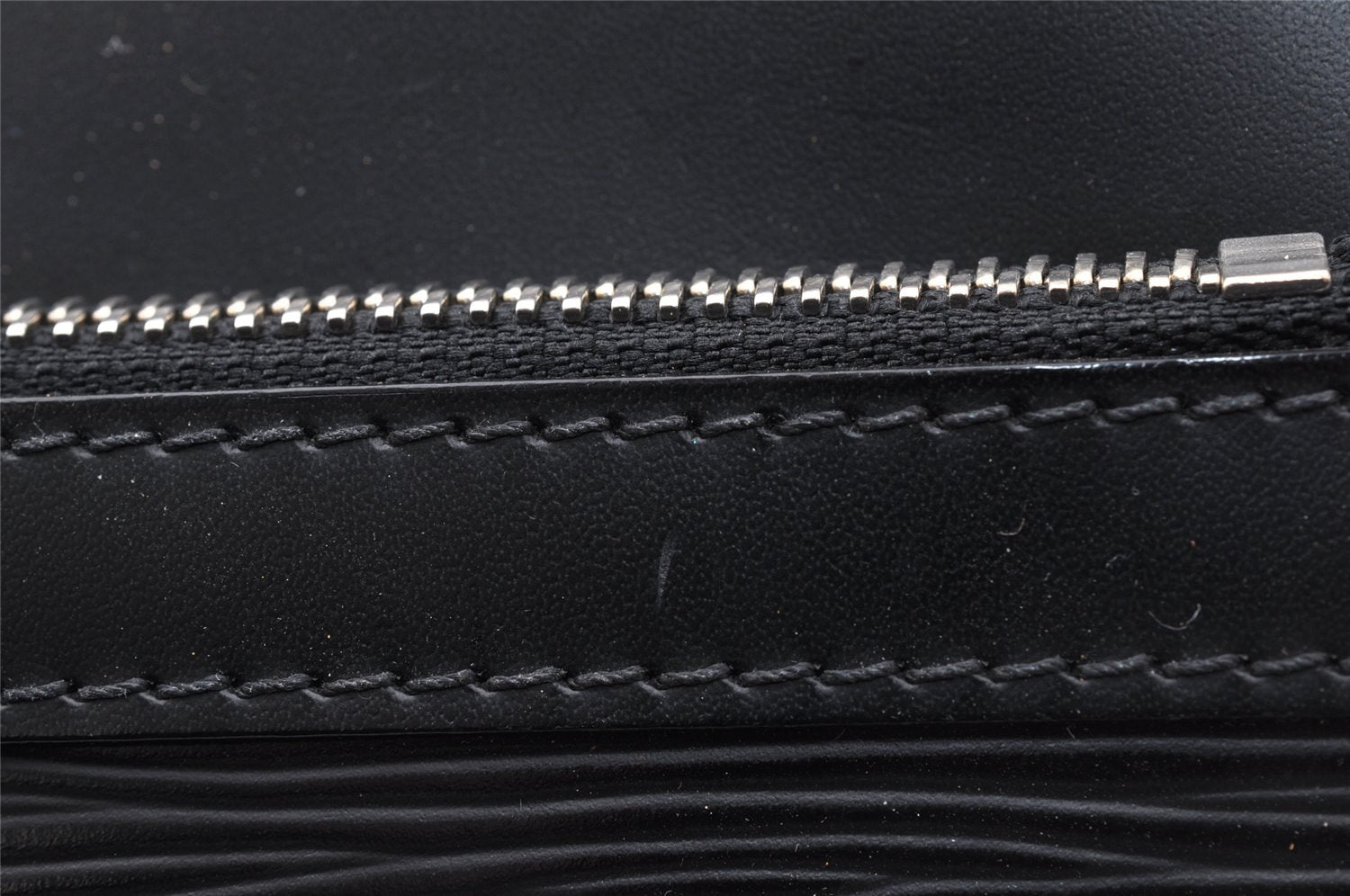 Authentic Louis Vuitton Epi Hoche Clutch Hand Bag Purse Black M59362 LV 8091I