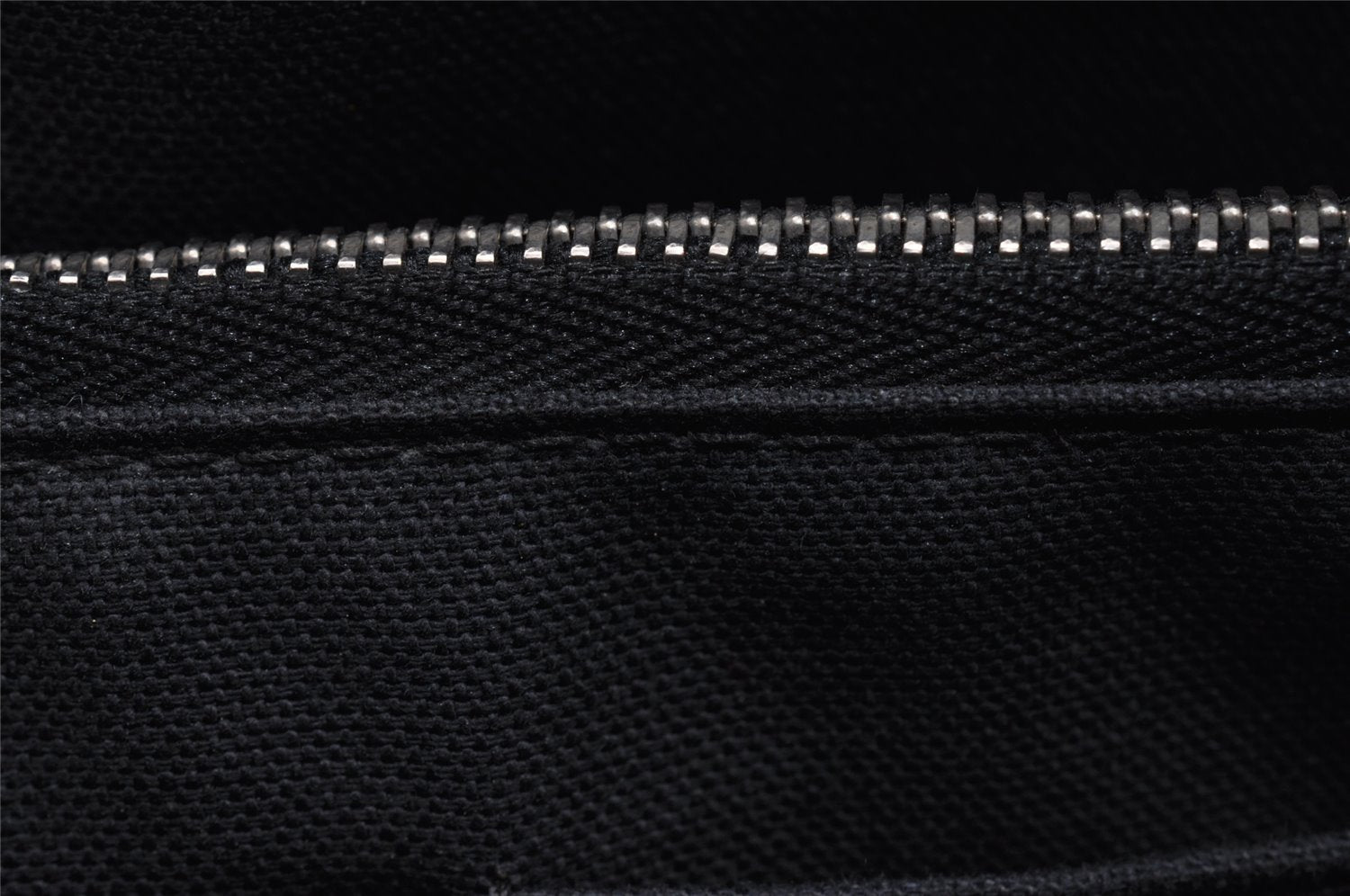 Authentic Louis Vuitton Epi Hoche Clutch Hand Bag Purse Black M59362 LV 8091I