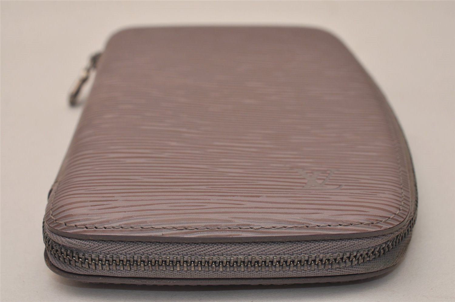 Authentic Louis Vuitton Epi Agenda Geode Travel Case Wallet M63872C Purple 8094J