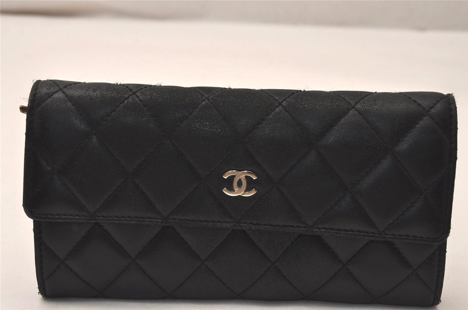 Authentic CHANEL Calf Skin Matelasse Long Wallet Purse CC Logo Black 8096J