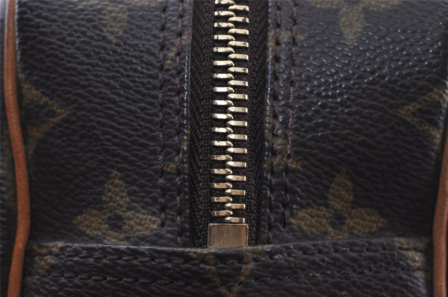 Authentic Louis Vuitton Monogram Nile Shoulder Cross Body Bag M45244 LV 8101I