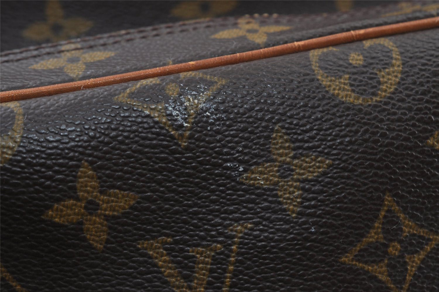 Authentic Louis Vuitton Monogram Nile Shoulder Cross Body Bag M45244 LV 8101I