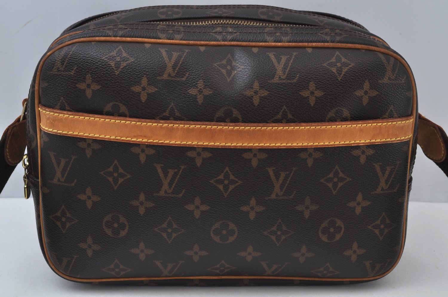 Authentic Louis Vuitton Monogram Reporter PM Shoulder Cross Bag M45254 LV 8102I