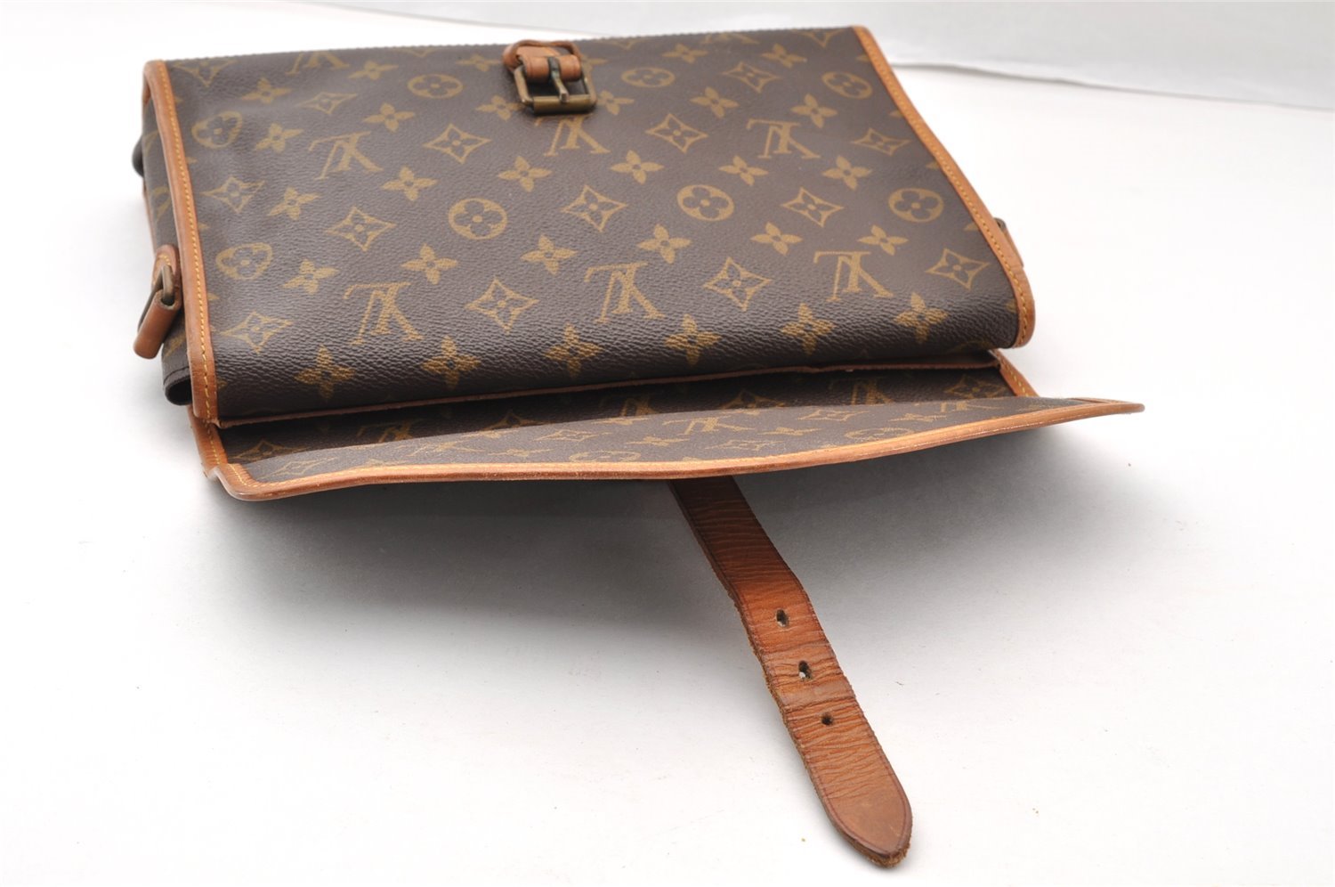 Auth Louis Vuitton Monogram Portable Serviette Desktop Shoulder Bag Junk 8104I