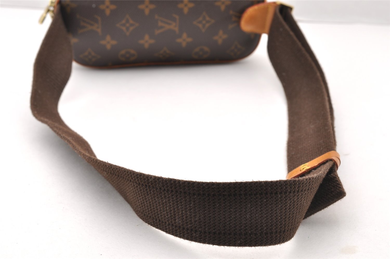 Authentic Louis Vuitton Monogram Pochette Gange Waist Body Bag M51870 LV 8109I