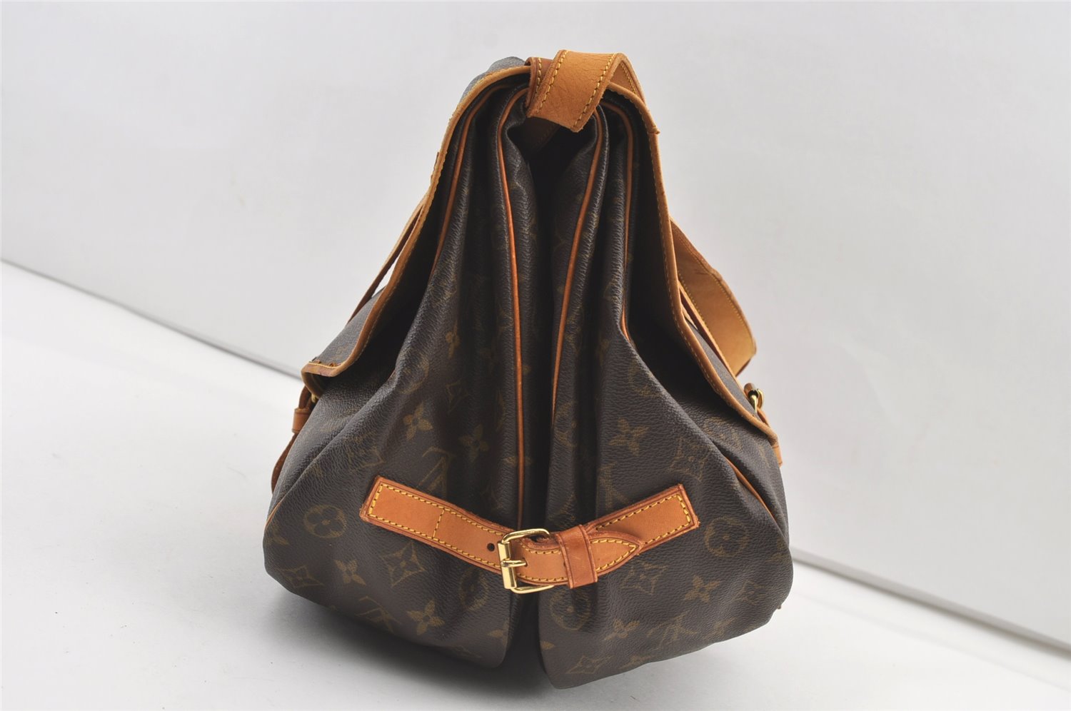 Authentic Louis Vuitton Monogram Saumur 35 Shoulder Cross Bag M42254 LV 8109J