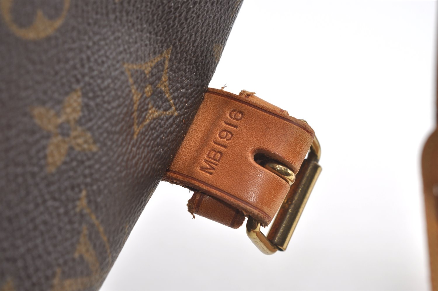 Authentic Louis Vuitton Monogram Saumur 35 Shoulder Cross Bag M42254 LV 8109J